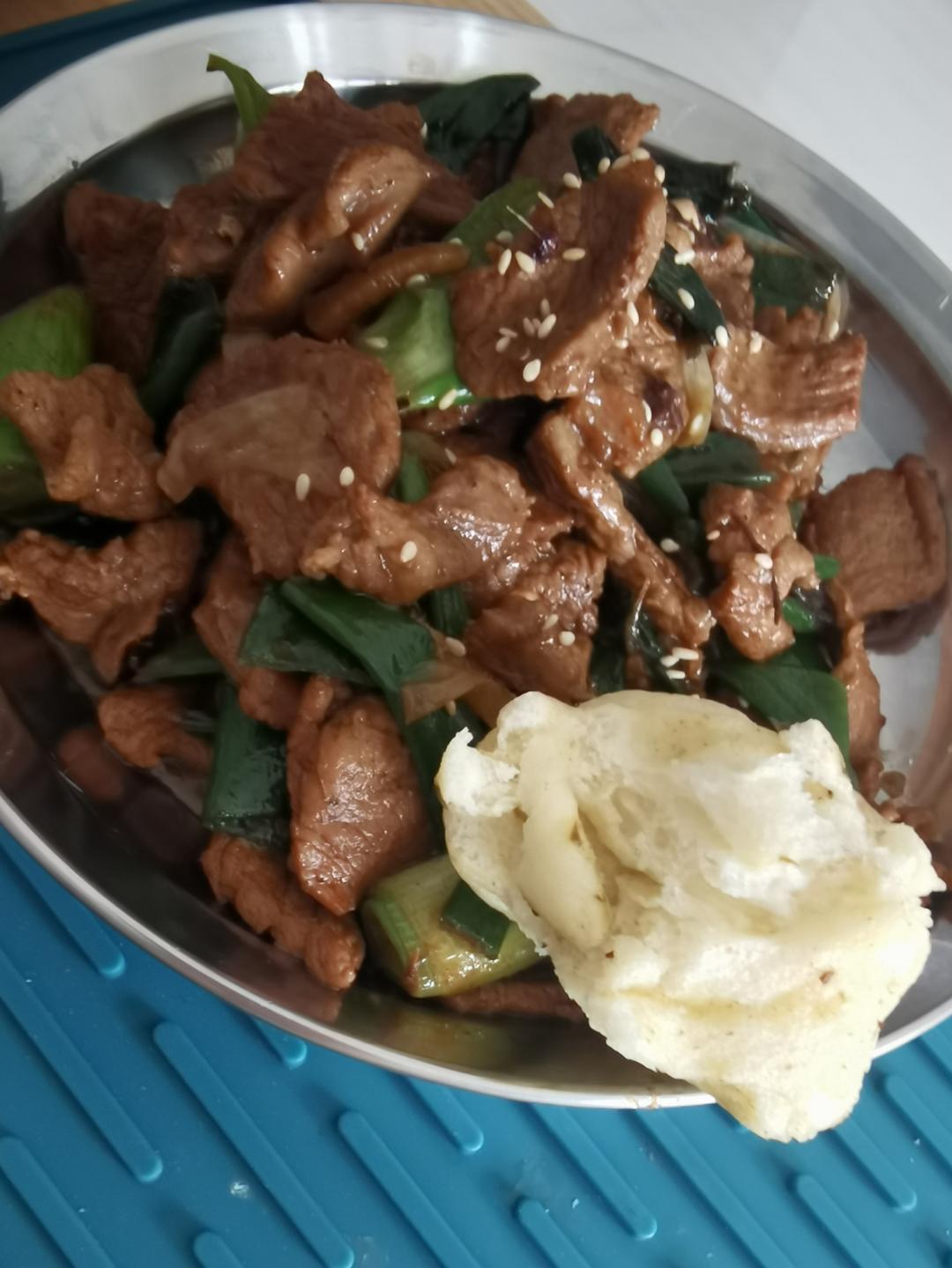炒了20多年的葱爆羊肉