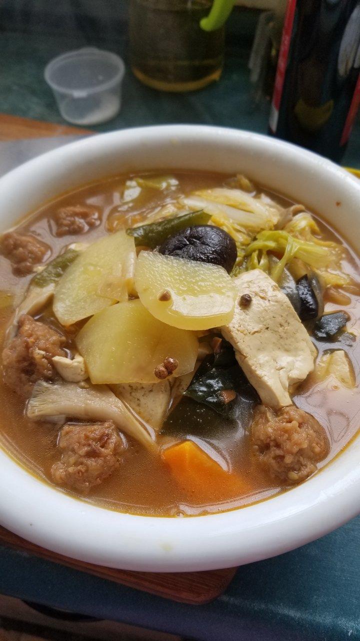 今天初一 来份素大锅菜吧