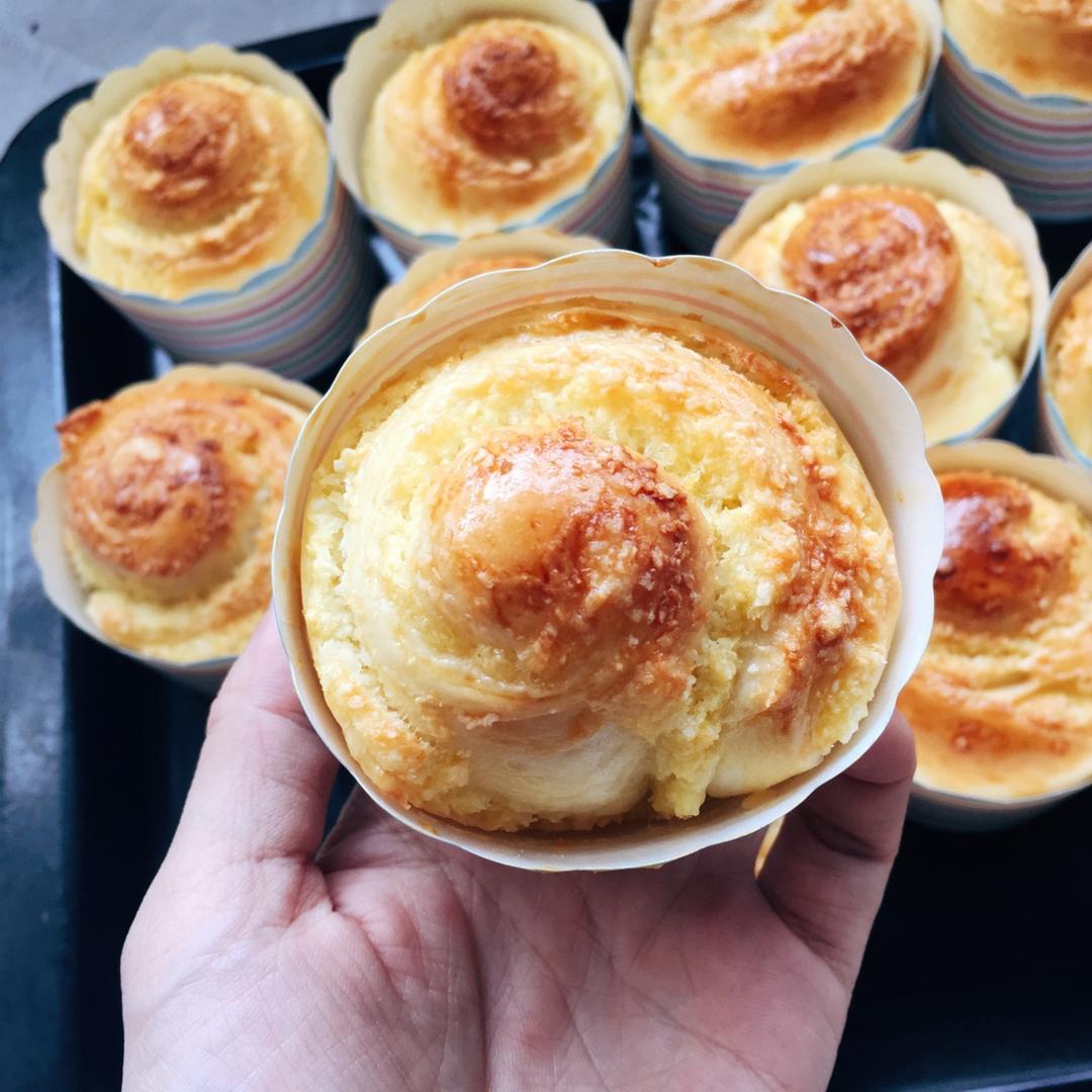 千层椰蓉小面包