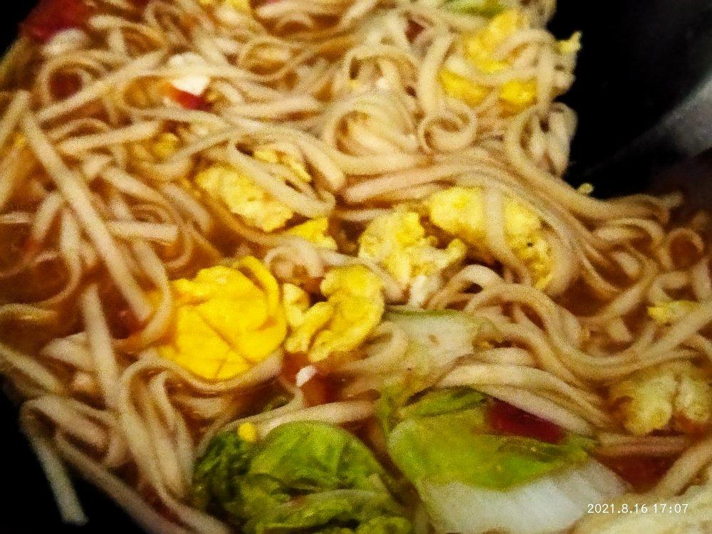 恨不得抱着锅舔的番茄鸡蛋面
