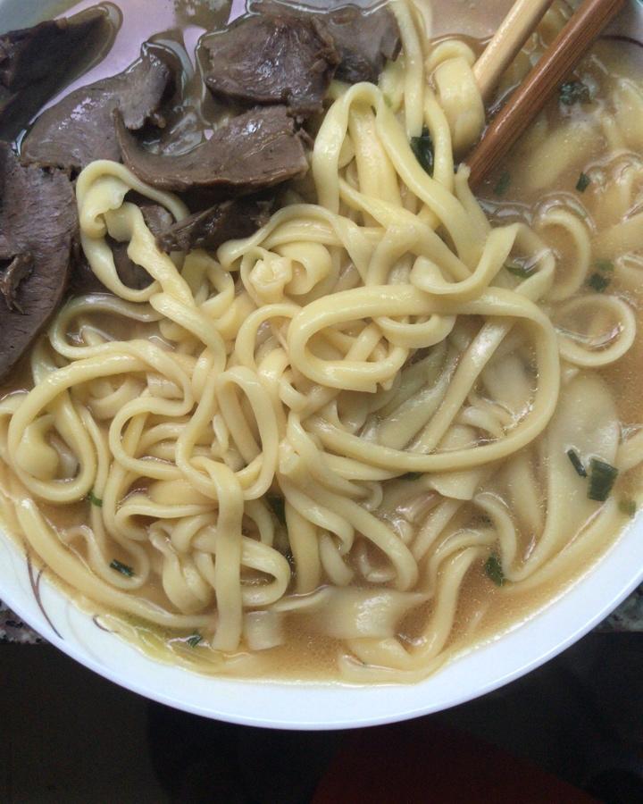 扯面王（从和面到扯面手法详解）