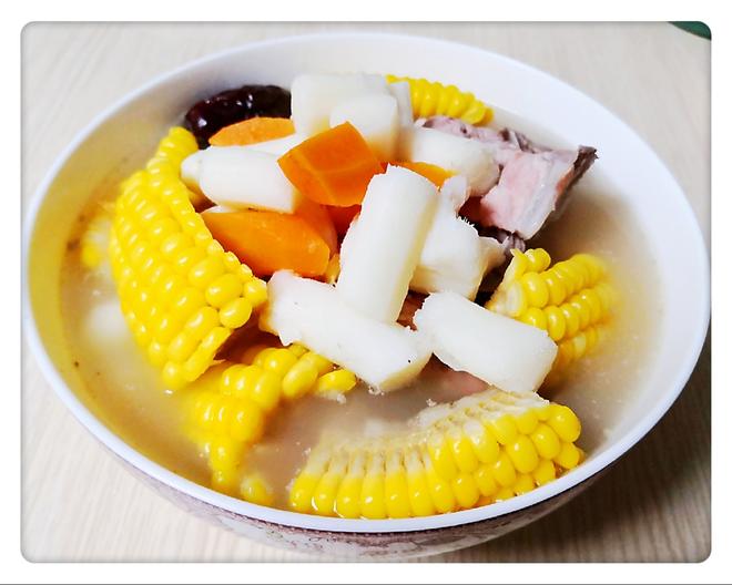玉米排骨山药汤的做法