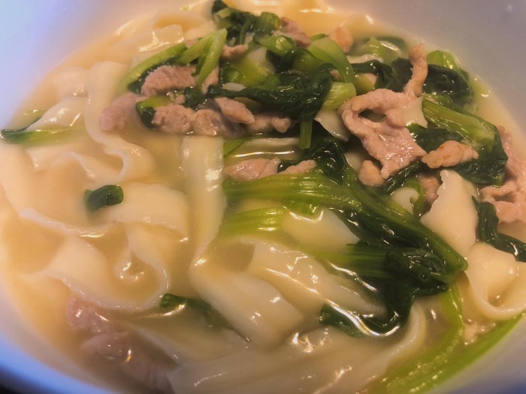 超好吃的青菜肉丝面