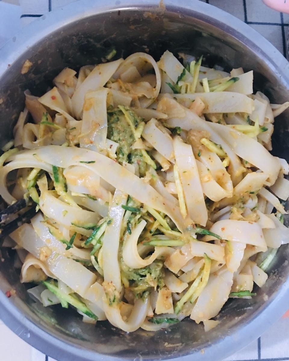 家常凉皮的做法(超详细)