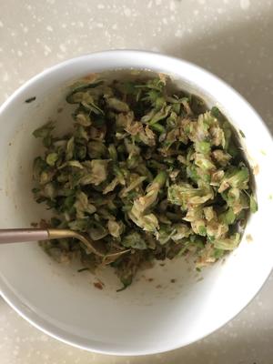 牛肝菌五花肉溏心蛋配槐花草莓酱的做法 步骤2