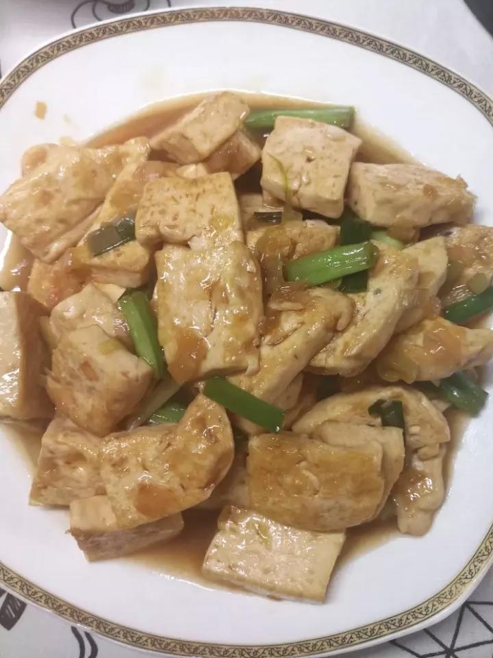 葱烧豆腐