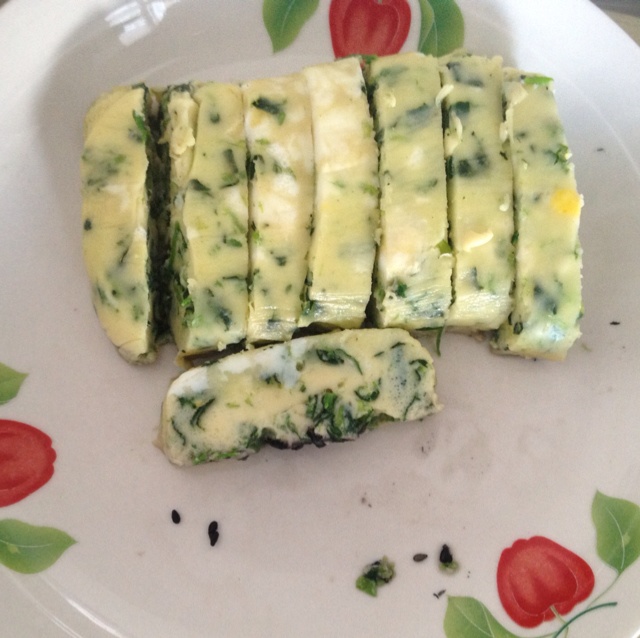 蘸汁菠菜鸡蛋糕——春季养生多吃菠菜