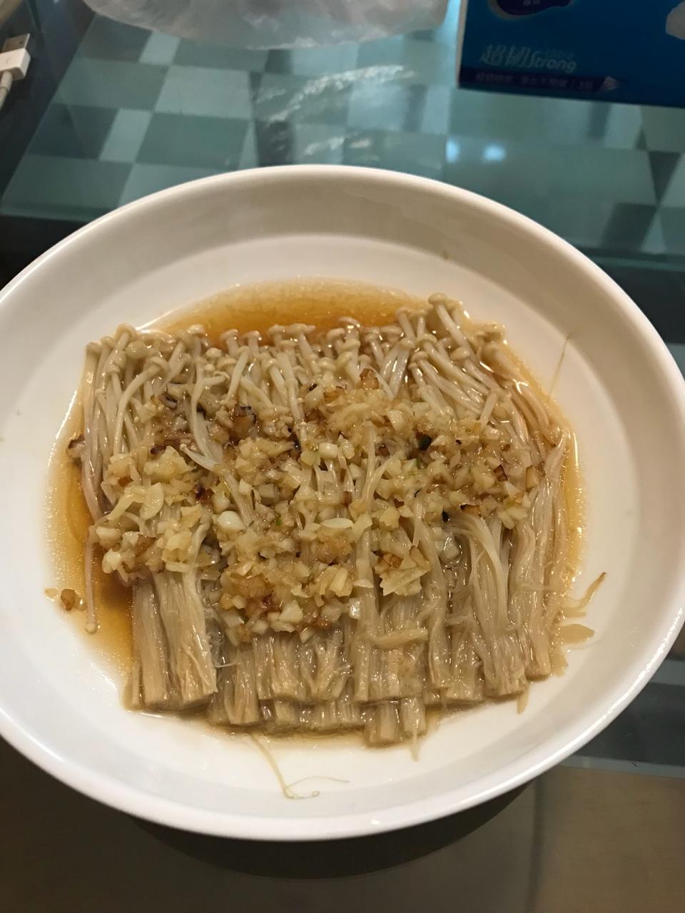 蒜蓉蒸金针菇