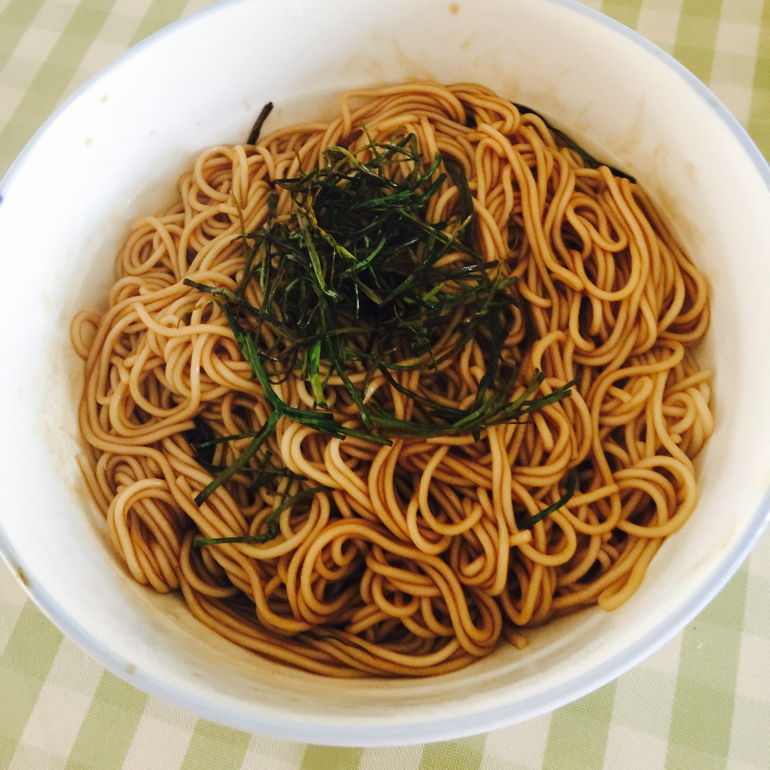 葱油拌面Spring Onion Noodles
