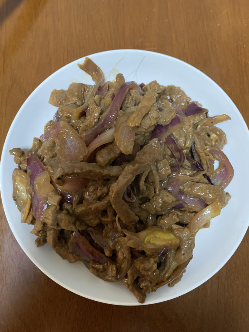 洋葱炒牛肉