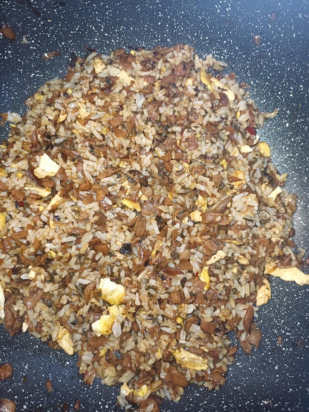 鸡蛋炒外婆菜(下饭菜)