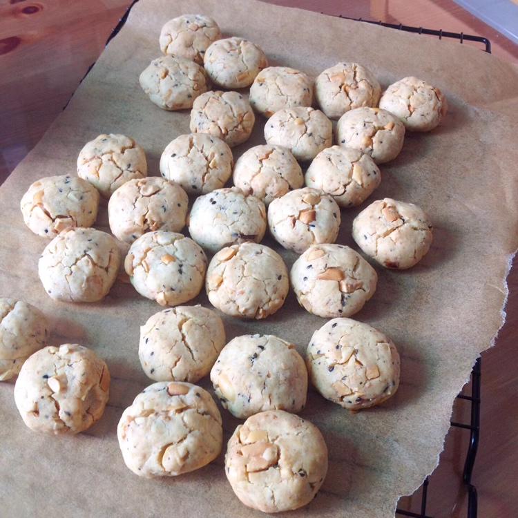 烤箱花生酥(原料简单酥脆好吃)