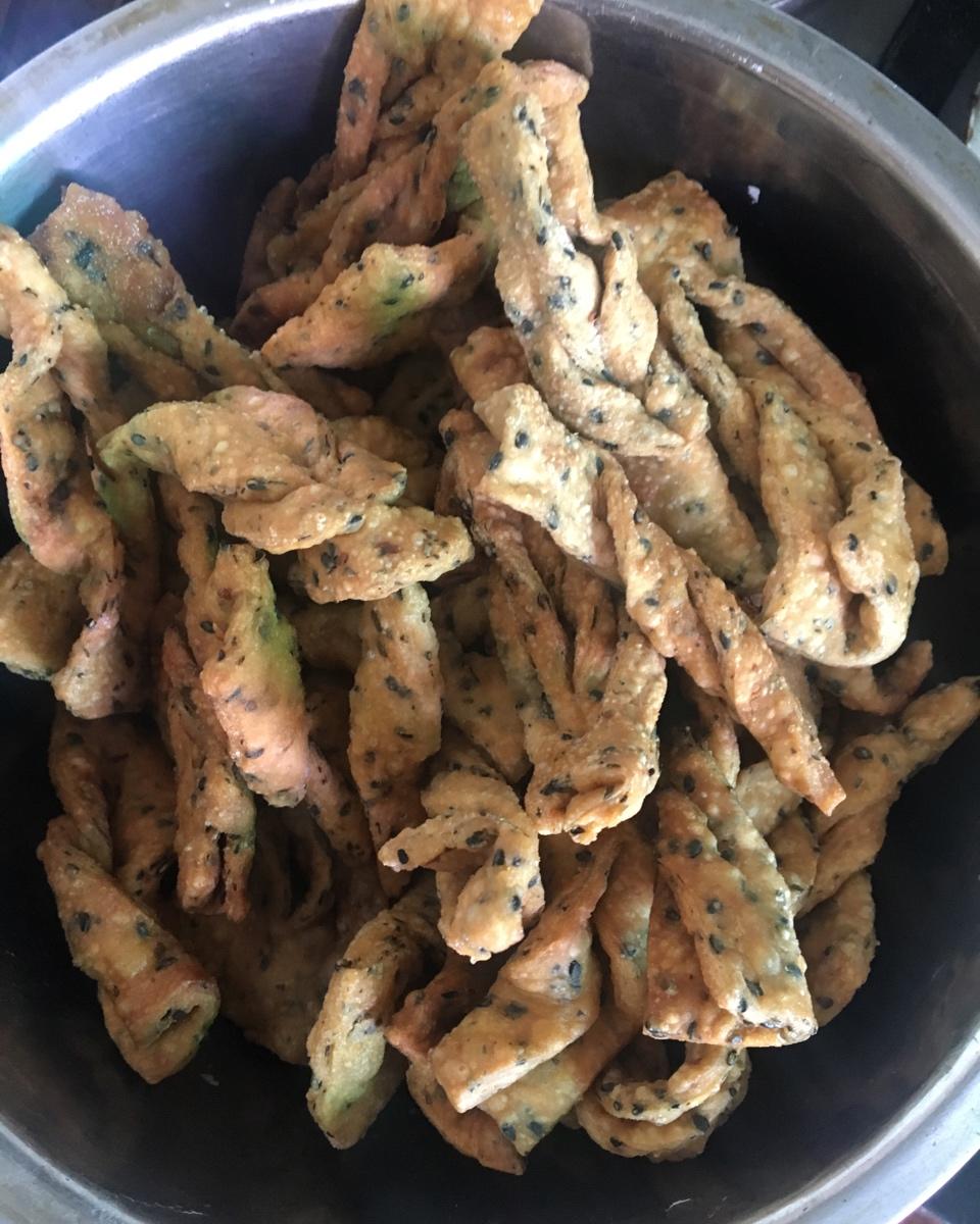 过年零嘴～炸麻叶