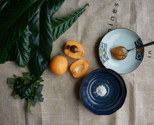 蜂蜜川贝枇杷膏的做法