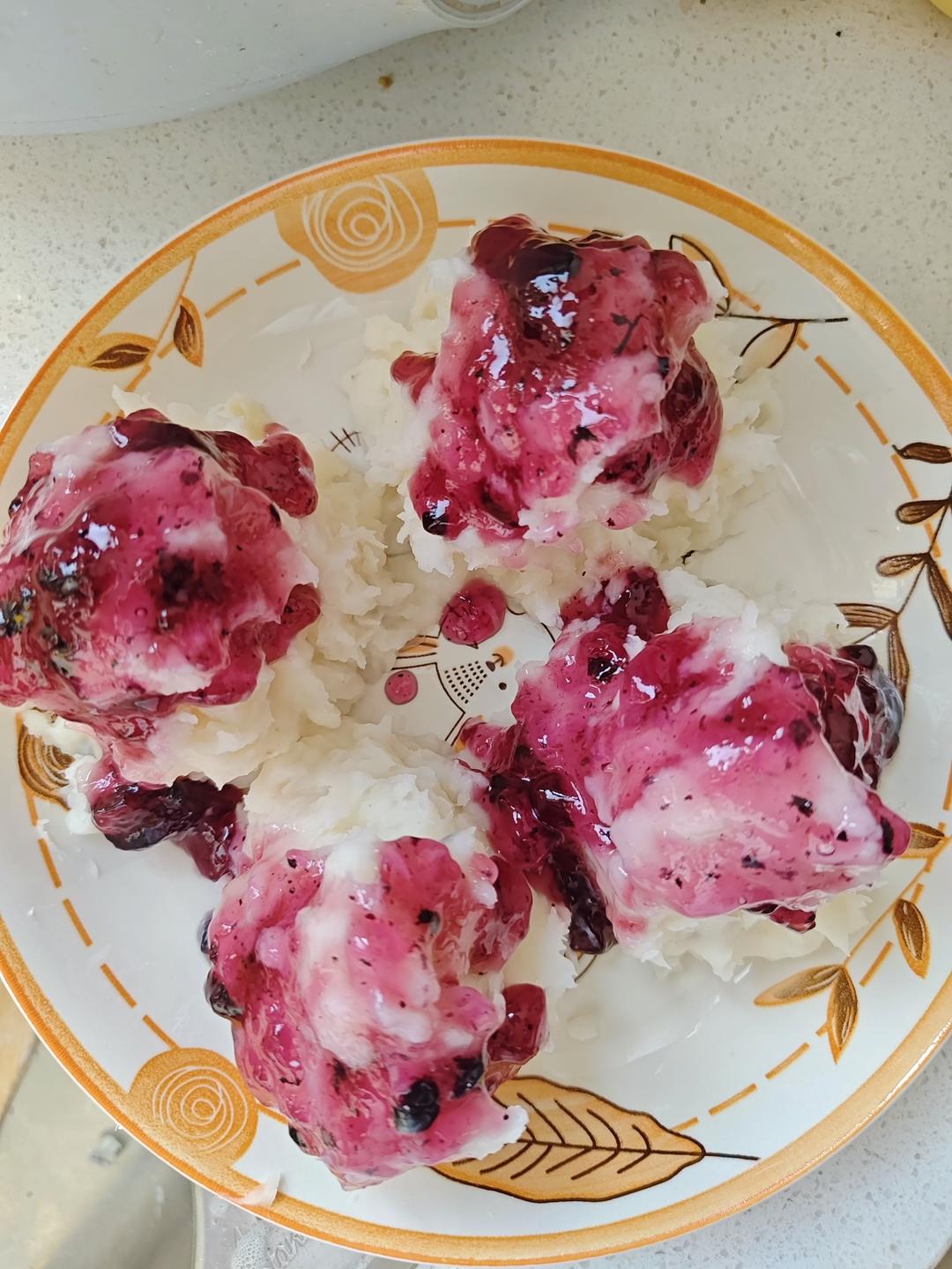 奶香蓝莓山药泥