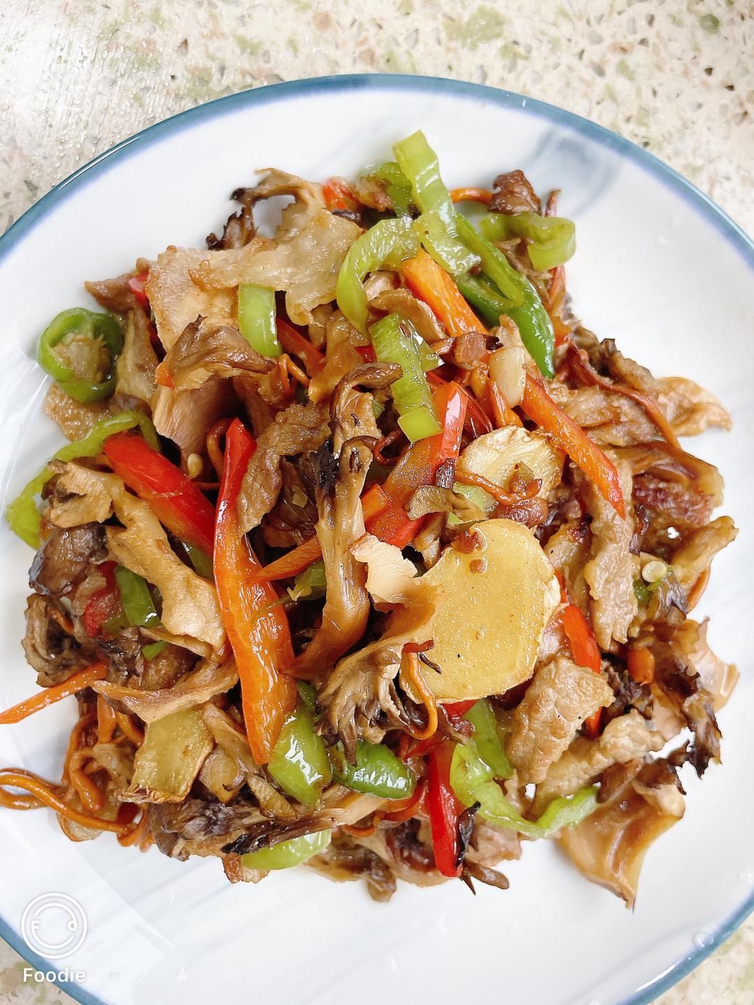 舞茸菌菇小炒肉