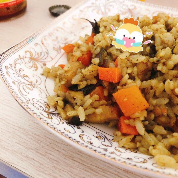 咖喱鸡肉炒饭