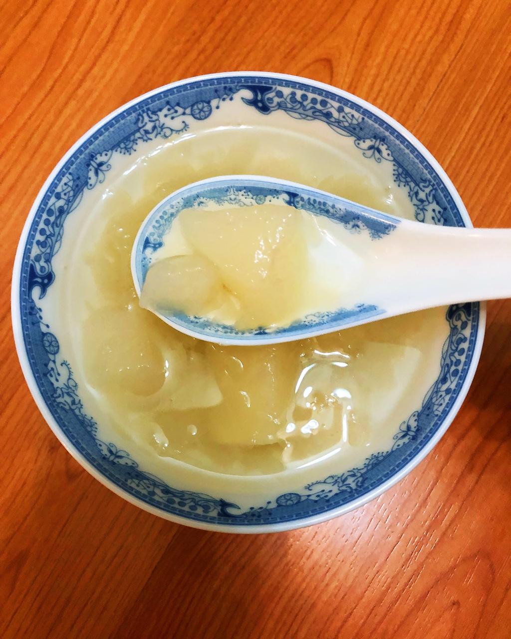冰糖银耳梨汤