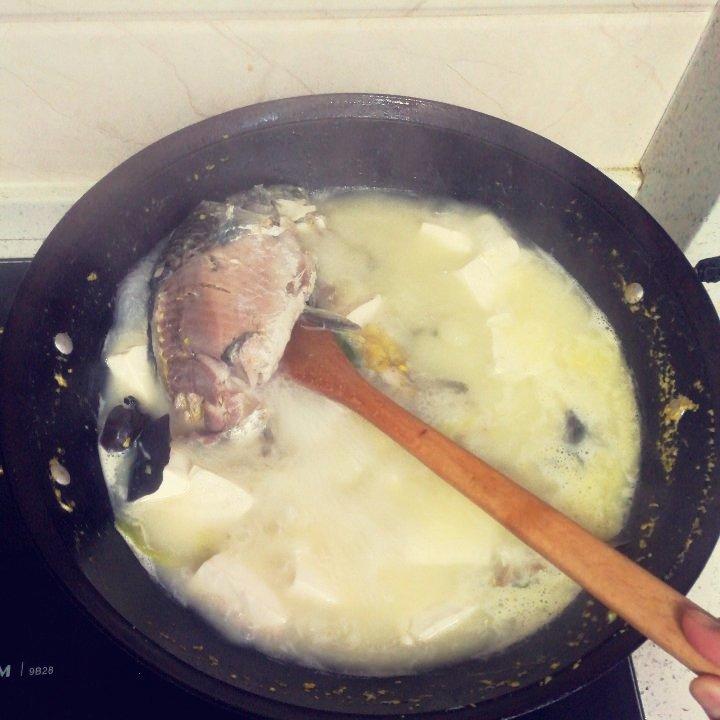 豆腐鲫鱼汤