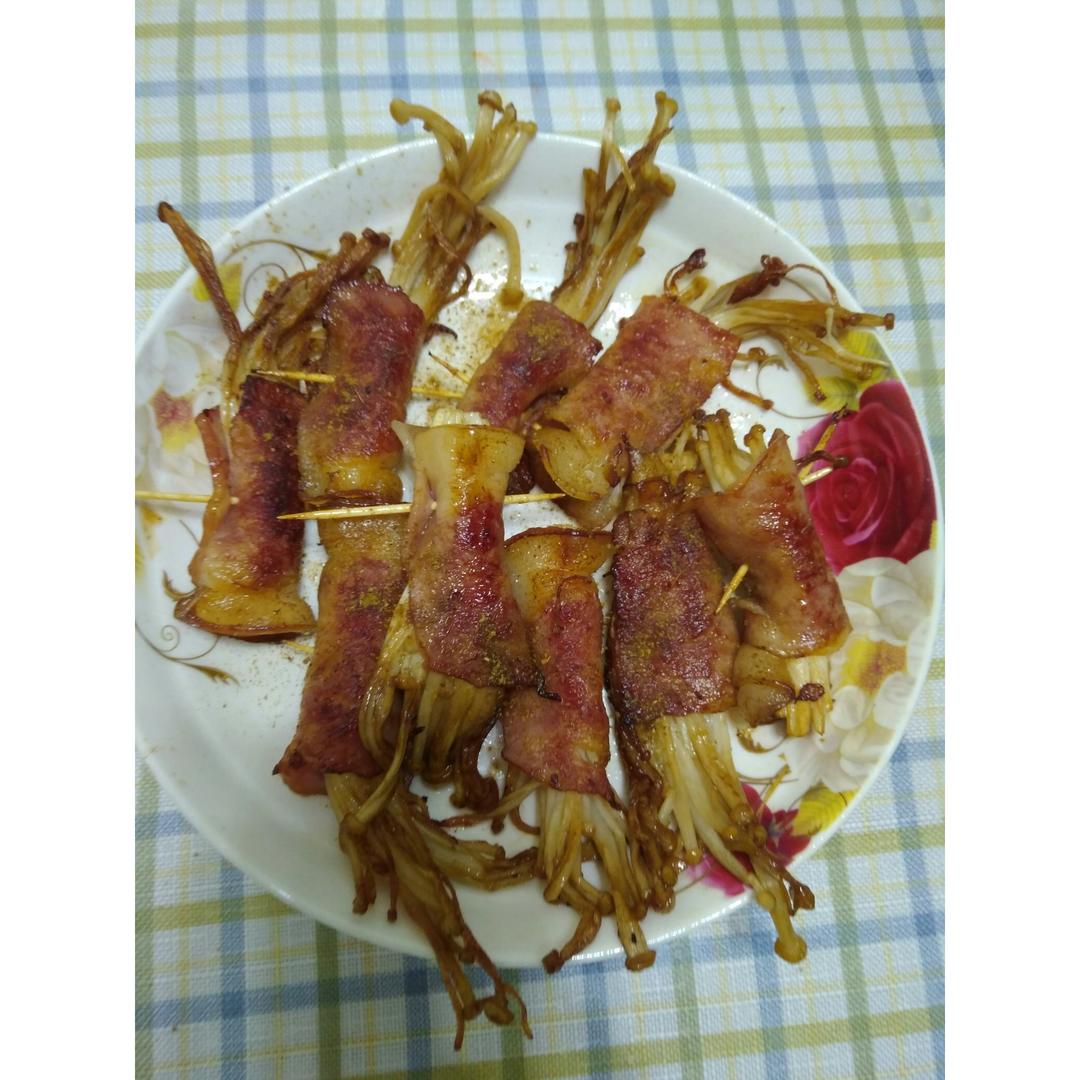 香煎培根金针菇卷