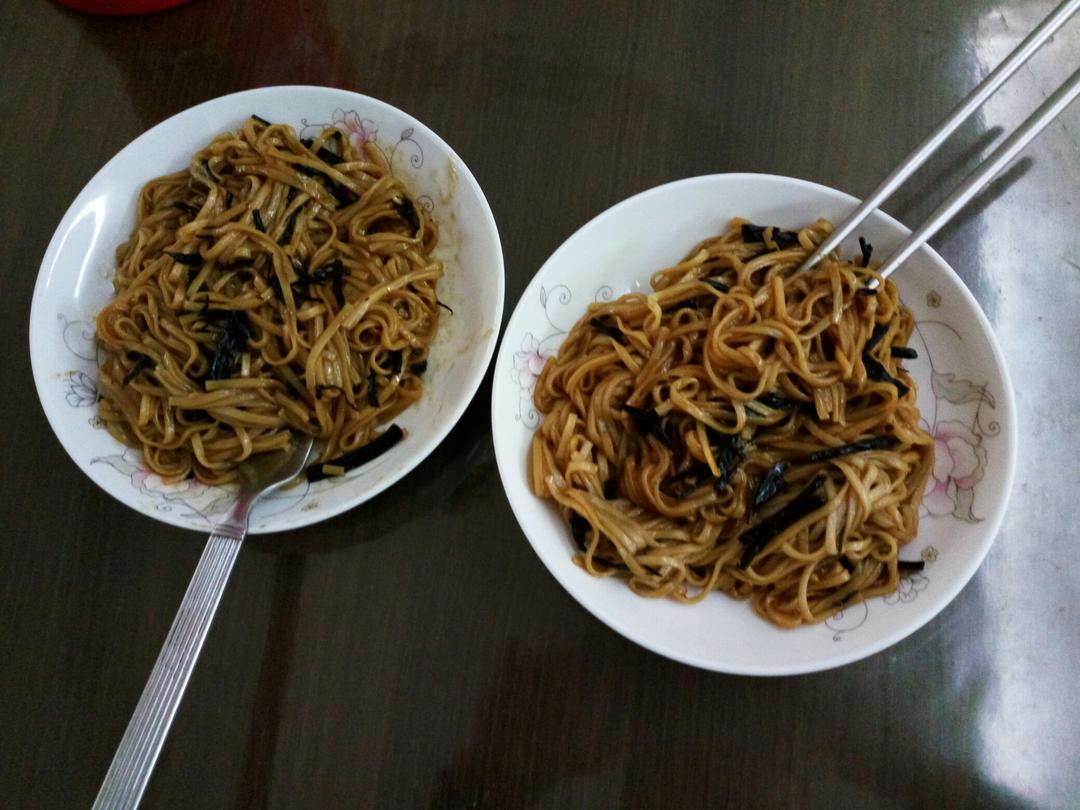 超简单家常葱油面
