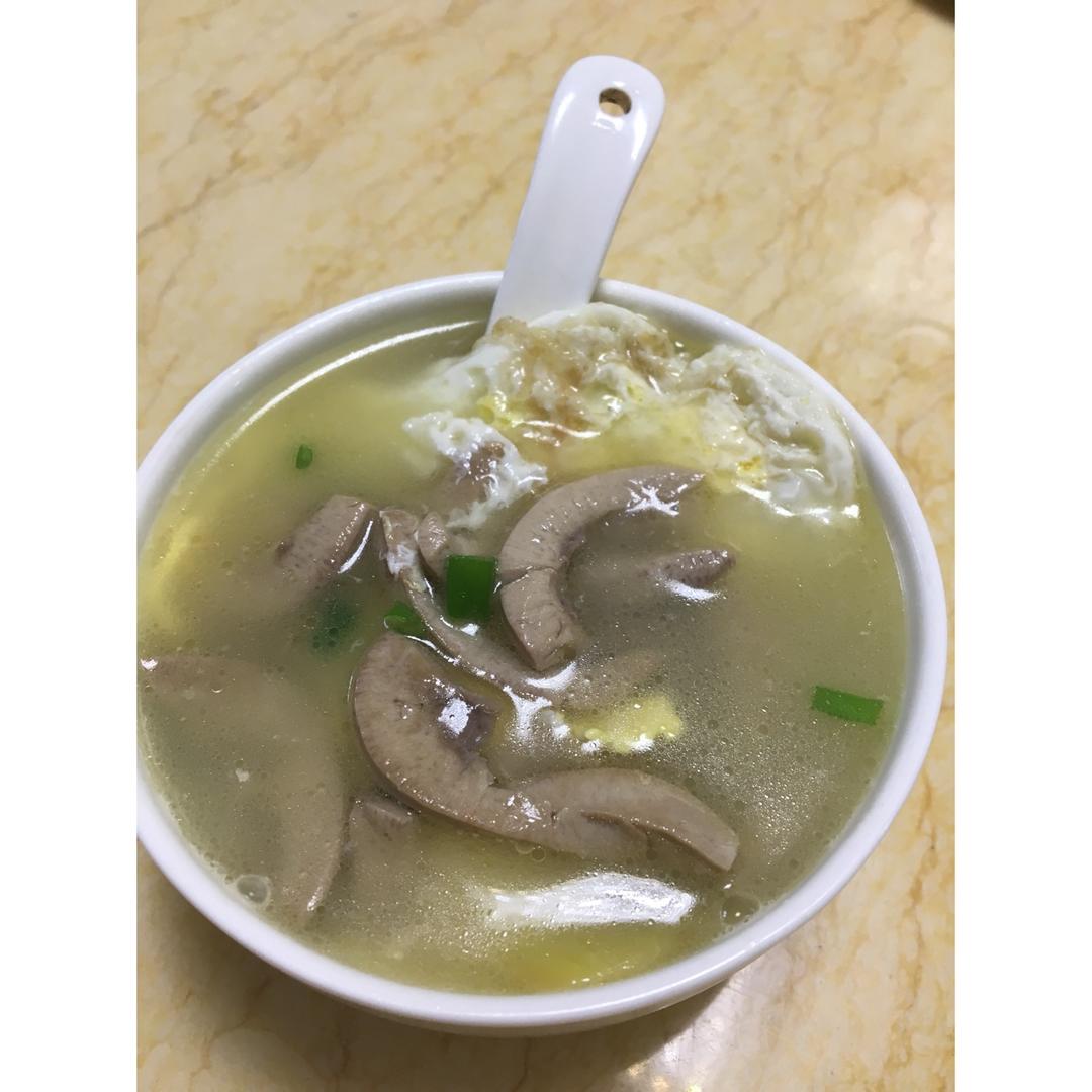 小闹心° baby做的猪腰鸡蛋汤