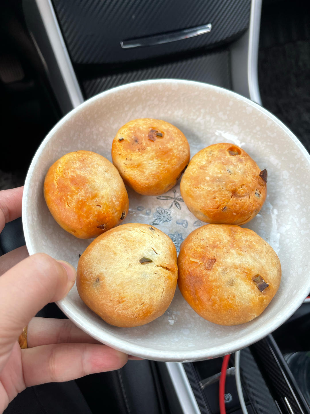 好吃看得见❗️满满的肉松‼️肉松香葱软皮饼