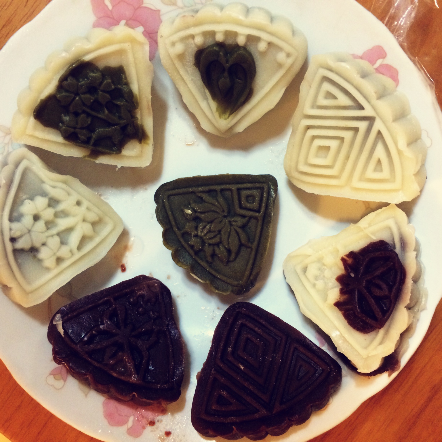 彩色冰皮月饼