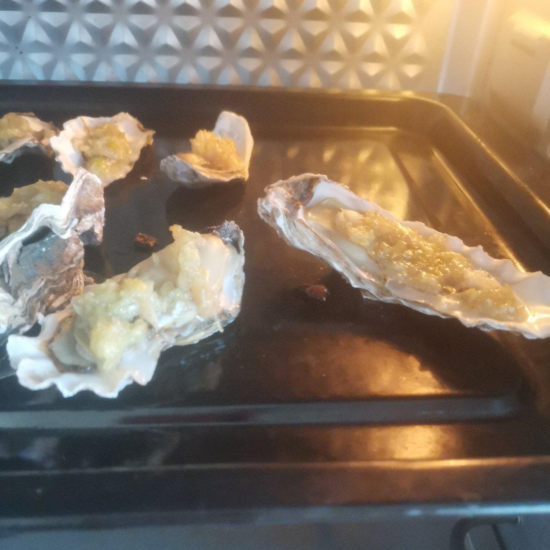 蒜蓉烤生蚝（烤箱版）