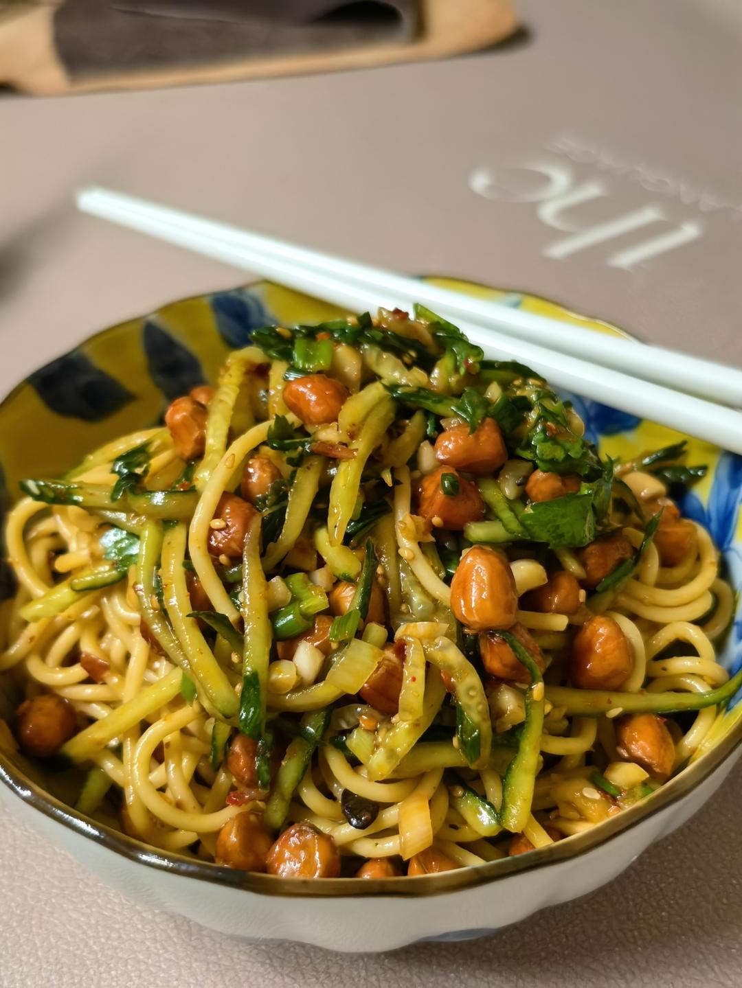 巨好吃㊙️酸辣凉拌面❗️十分钟搞定，简单快手❗️