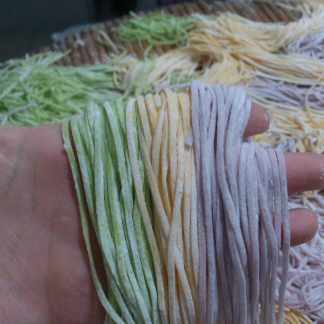 彩色面 有机面 蔬菜面 手工面 女侠森森