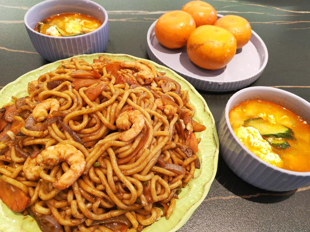 黑椒虾仁乌冬面