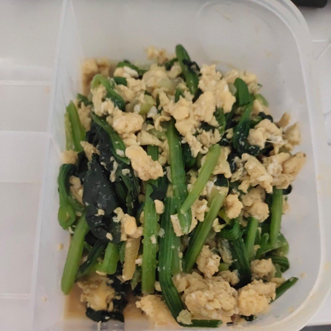 菠菜炒鸡蛋