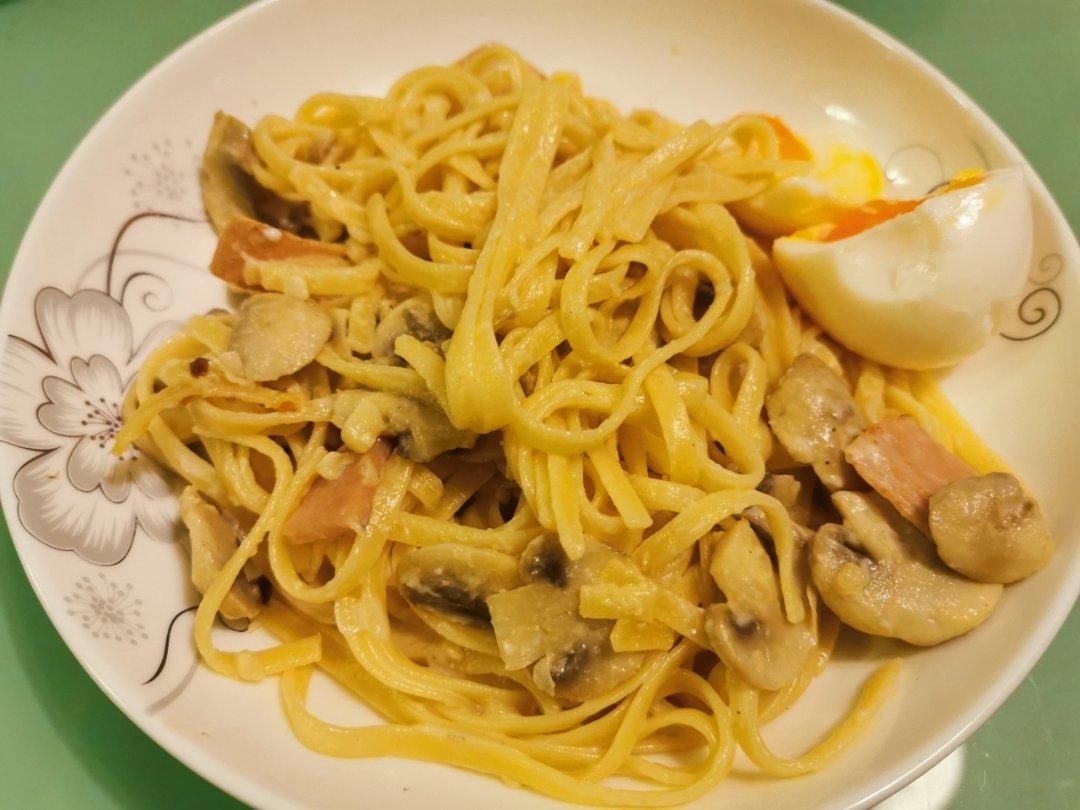 白酱蘑菇培根意面（牛奶版低热量）