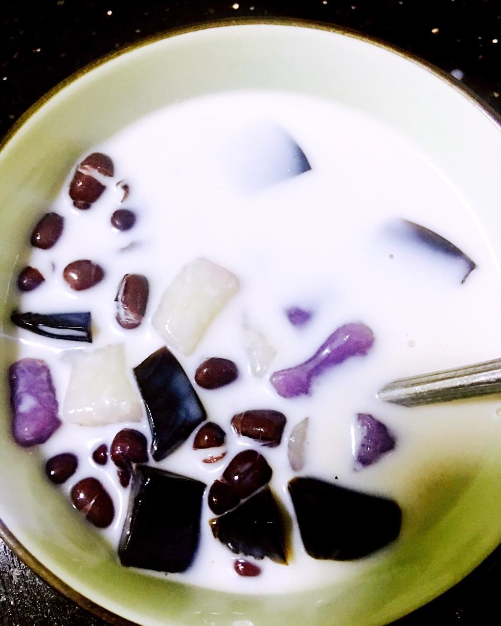 满足你的偷学欲望，“鲜芋仙”的三色芋圆在家也能轻松搞定！——三色芋圆