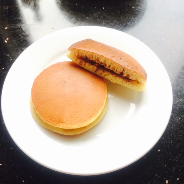 哆啦a梦米修米修做的铜锣烧