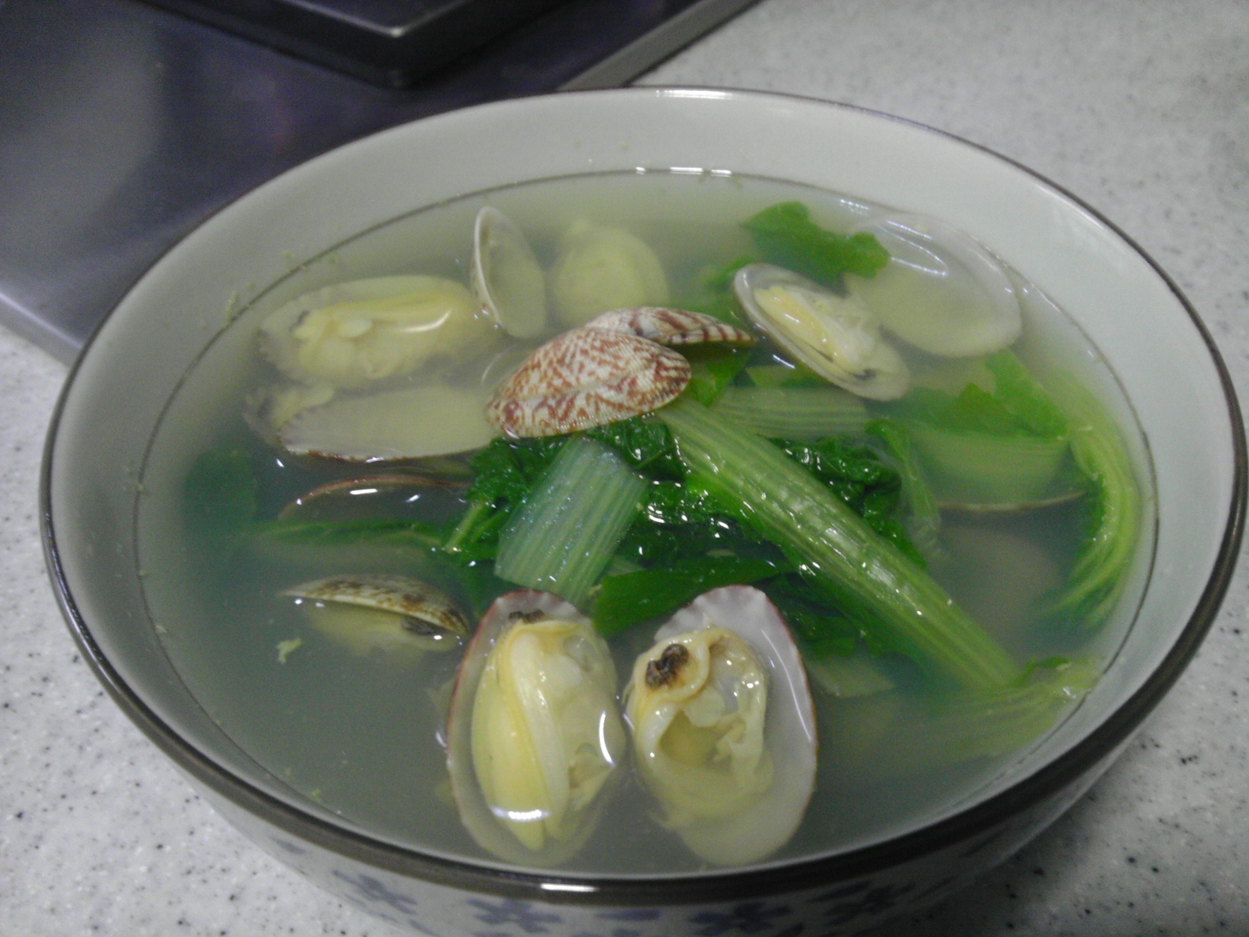 蛤蜊小白菜汤的做法