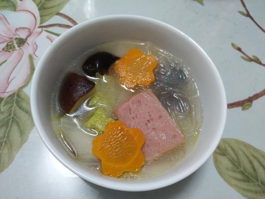 午餐肉炖杂菜的做法