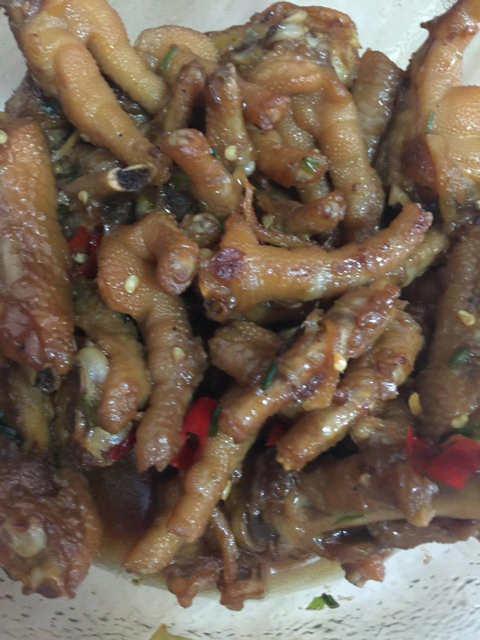 香辣烧鸡爪