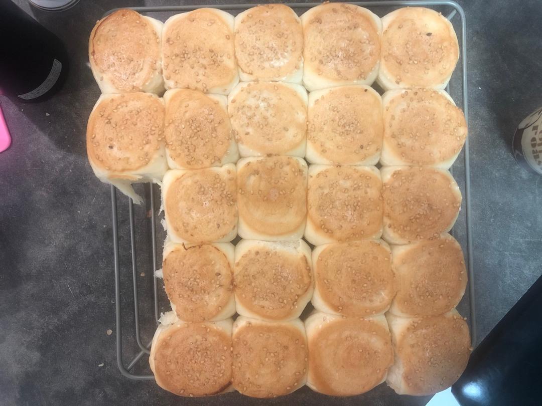 脆底蜂蜜小面包