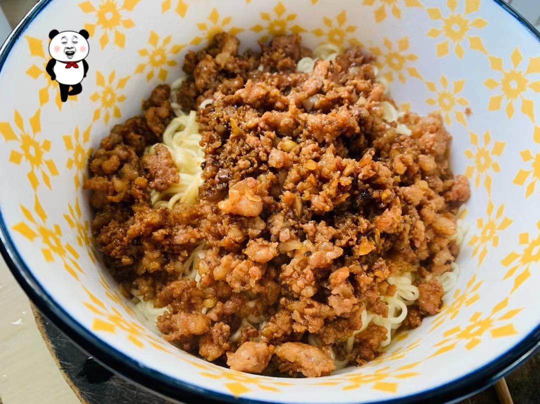 拌啥都香的炸酱的做法