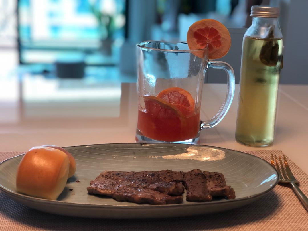 夏日晚霞葡萄柚冰茶