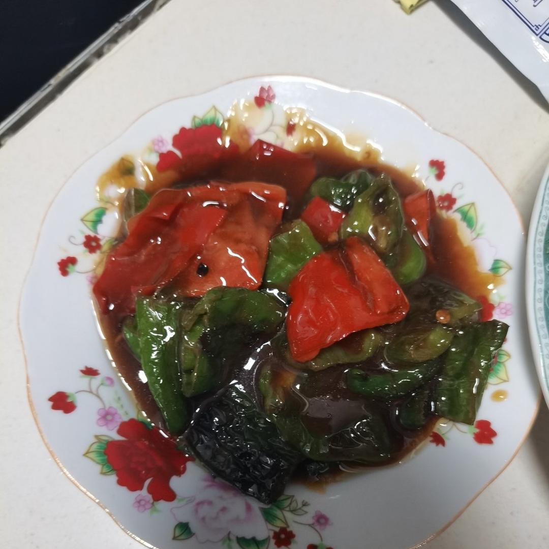 5分钟就可以烧好的虎皮青椒，真的超下饭