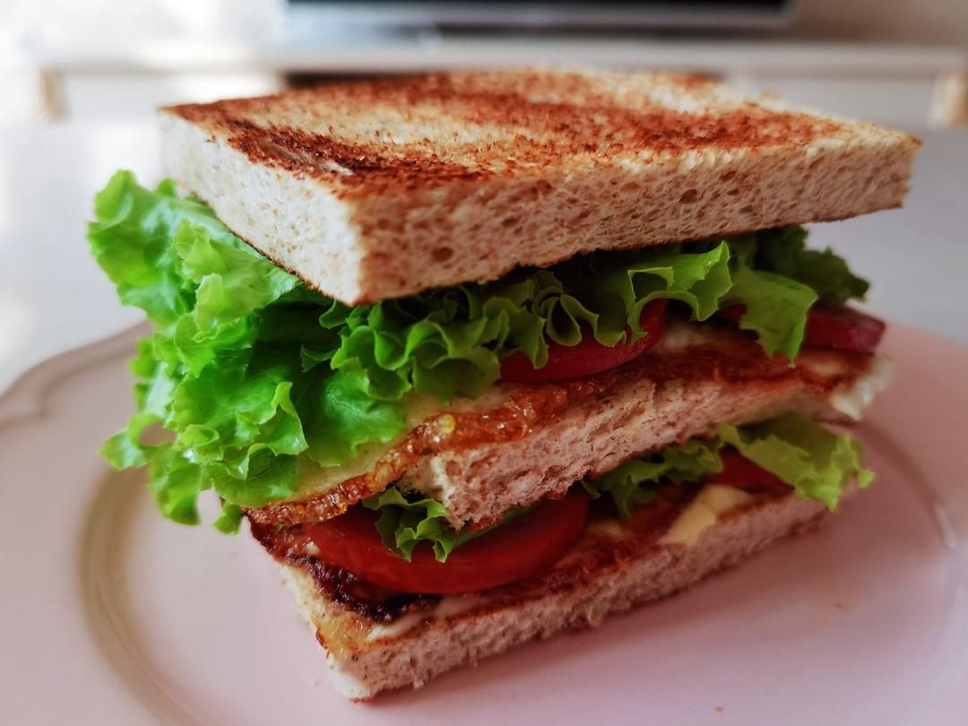 火腿芝士蛋三文治