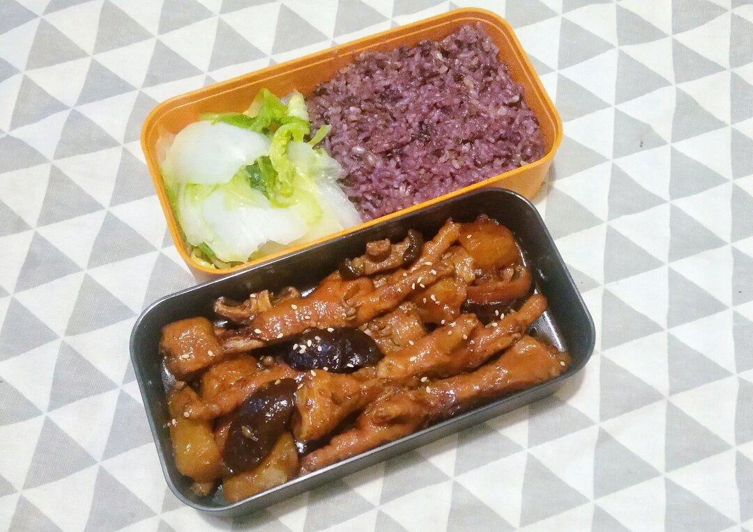 秘制红烧鸡爪