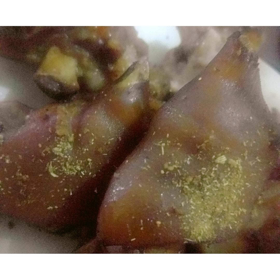 香辣烤猪蹄，附详细的卤水方法