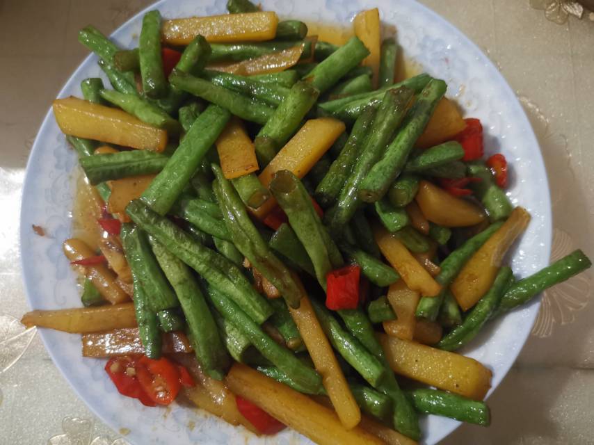 干煸豆角土豆