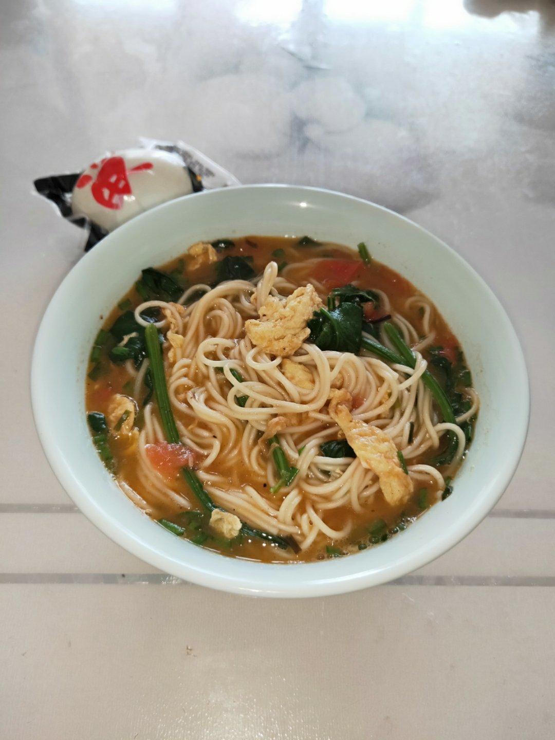 恨不得抱着锅舔的番茄鸡蛋面