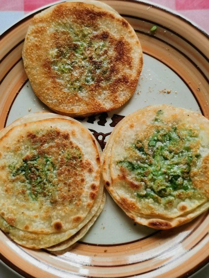 葱油饼（饺子皮版）