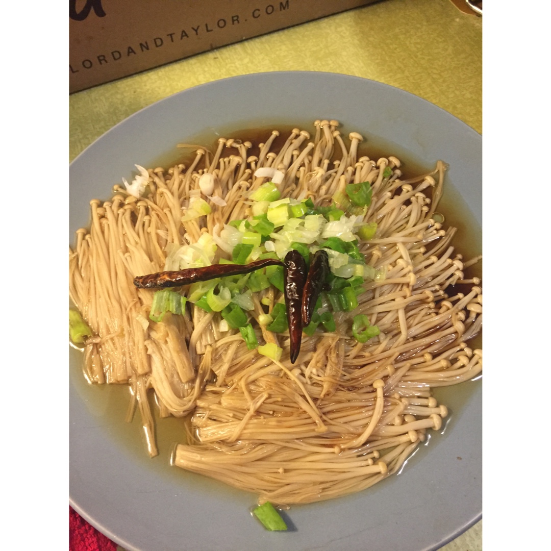 油泼金针菇